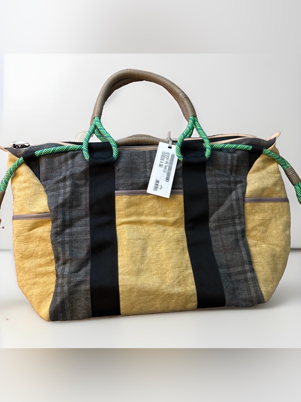 NWT Flower Mountain Weekend Bag in Beige